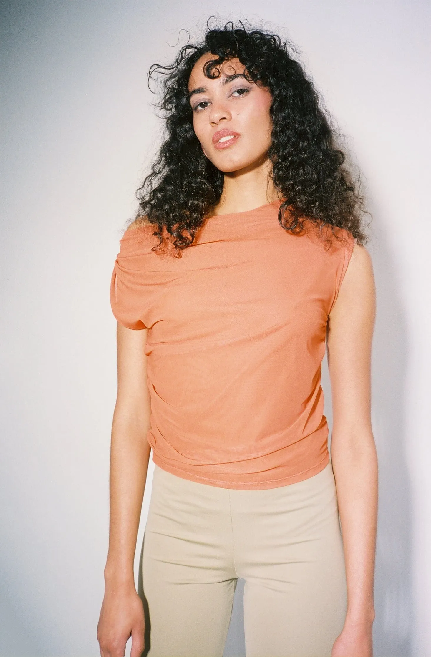 Rust Twisted Top